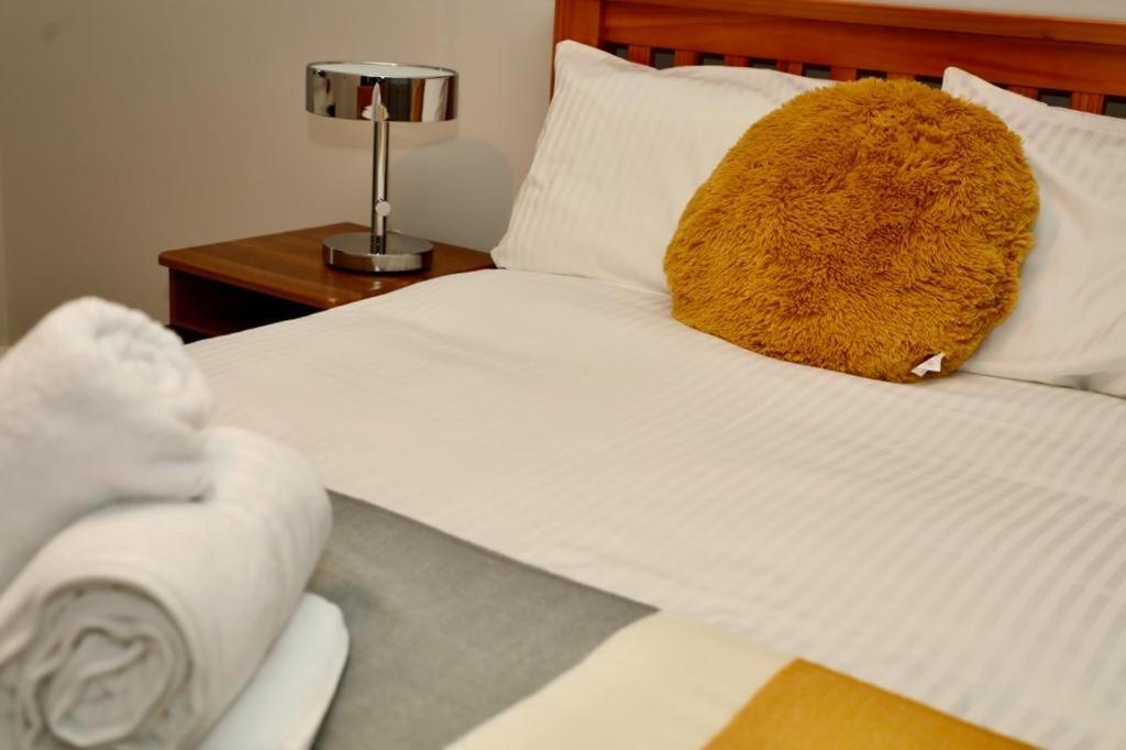 Aqua Dreams - Serviced Luxury Modern Belfast City Centre 2 Bed Apartment Екстериор снимка